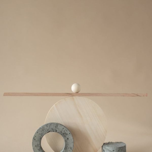 Minimalist representation of daily cycle and balance